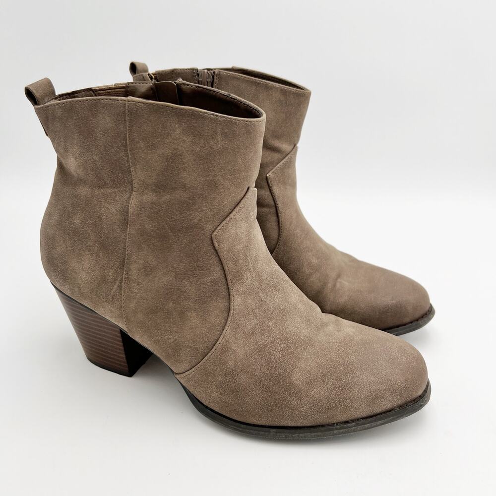 Torrid Vegan Suede Leather Bootie Women 10W Taupe Brown Western Style Ankle Boot